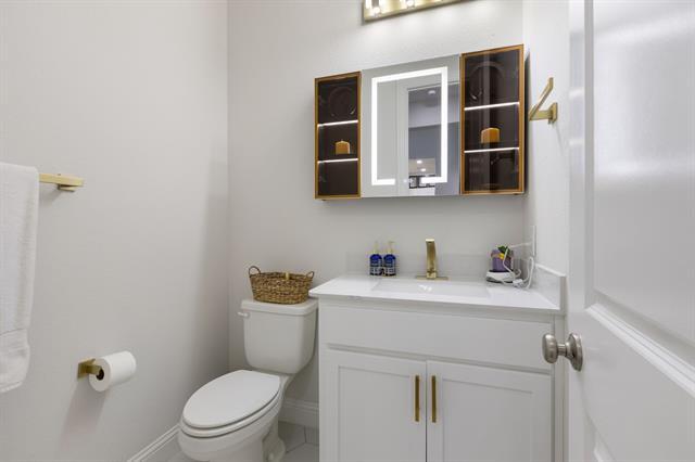 Building Photo - 2116 Randas Wy