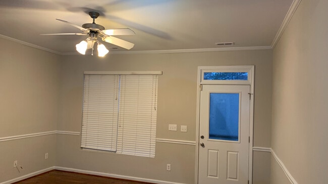 Building Photo - Room in Townhome on Plank Bridge Way