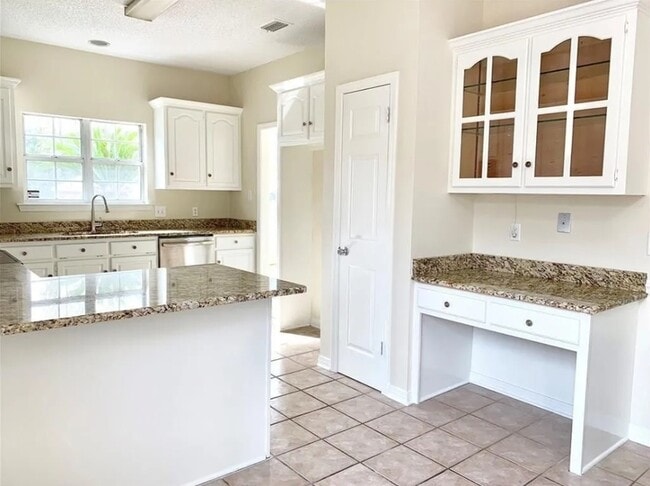 Building Photo - 7610 Cumberland Ct