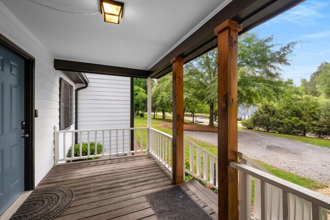 Building Photo - 3142 Chamblee Gap Rd