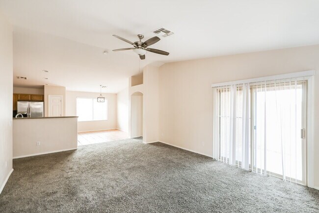 Building Photo - 422 W Tara Danette Dr