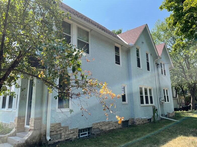 Building Photo - 1854 Jackson St NE
