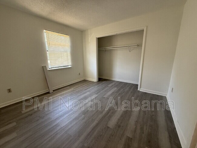 Building Photo - 4916 Cotton Row NW