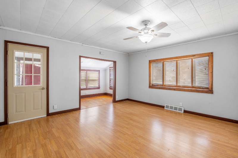 Building Photo - 826 Doty St