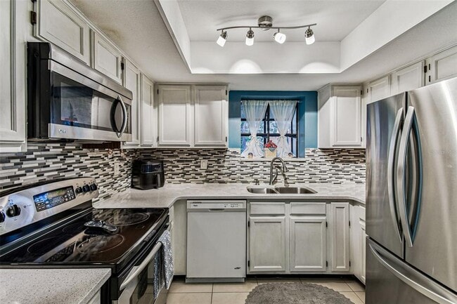 Building Photo - 1710 Hammock Pine Blvd