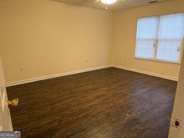 Building Photo - 303 Aldred Ave