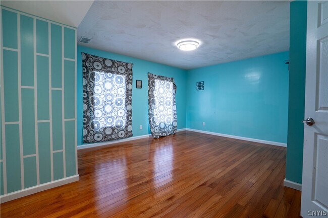 Building Photo - 312 Eastern Ave