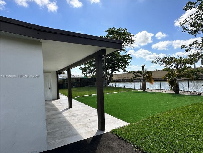 Building Photo - 1436 SW 76th Ct