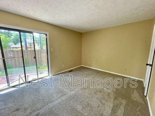 Building Photo - 4609 Fen Ct