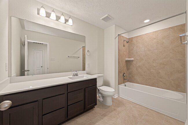 Building Photo - 15610 Birchdale Dr