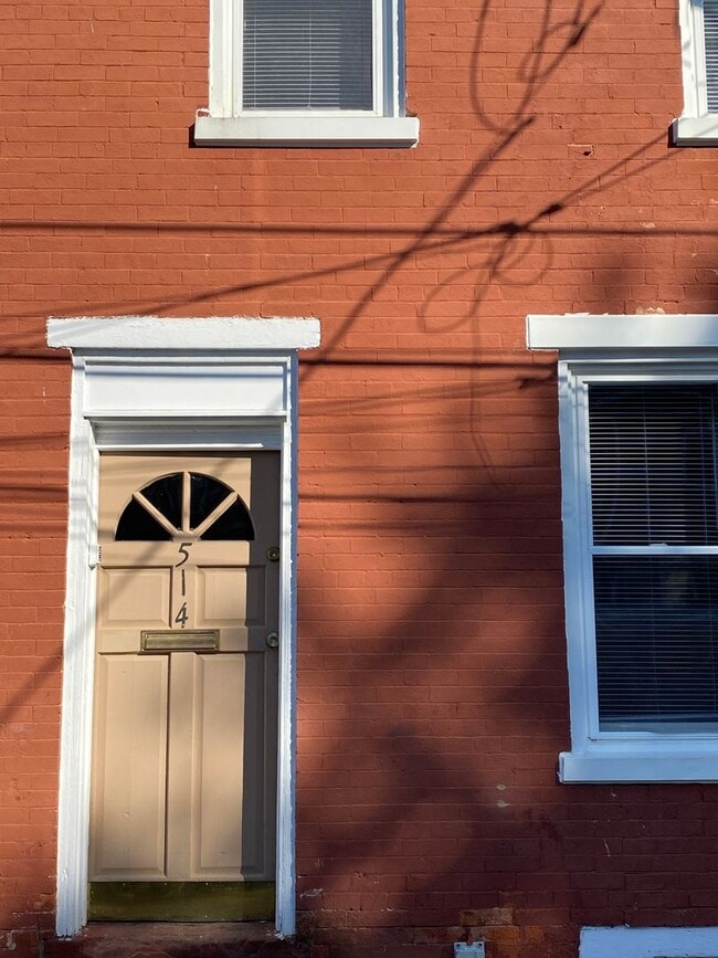 Building Photo - Spacious 3 BR /1 Ba Home in Lancaster City