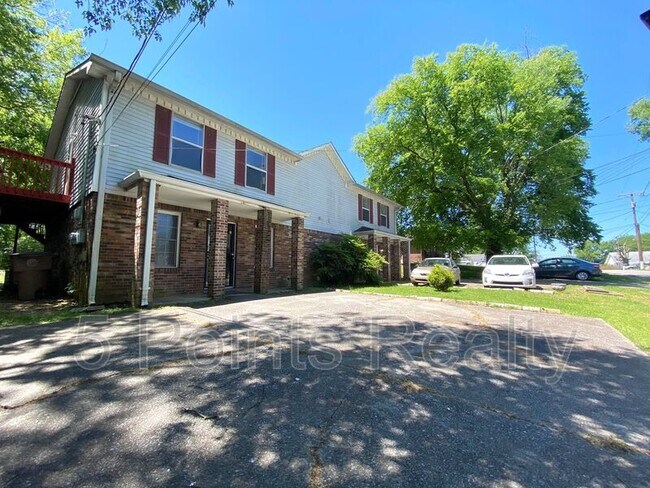 Building Photo - 308 Prince Ave