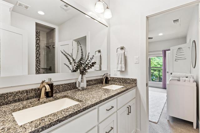 Building Photo - 405 Wimberly St