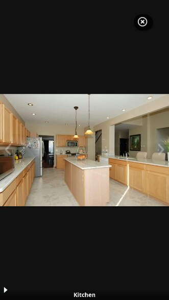 Building Photo - 6700 Pine Ln