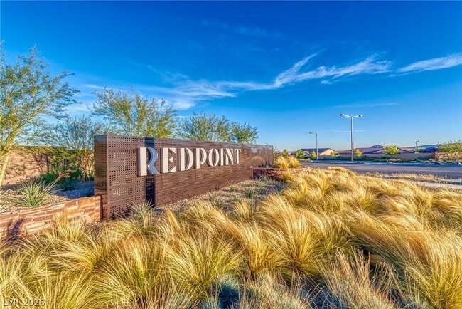 Building Photo - 639 Grey Saker St