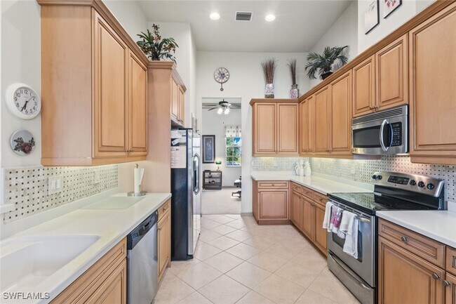 Building Photo - 16521 Goldenrod Ln