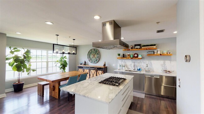 Building Photo - 22 Mallard Pl