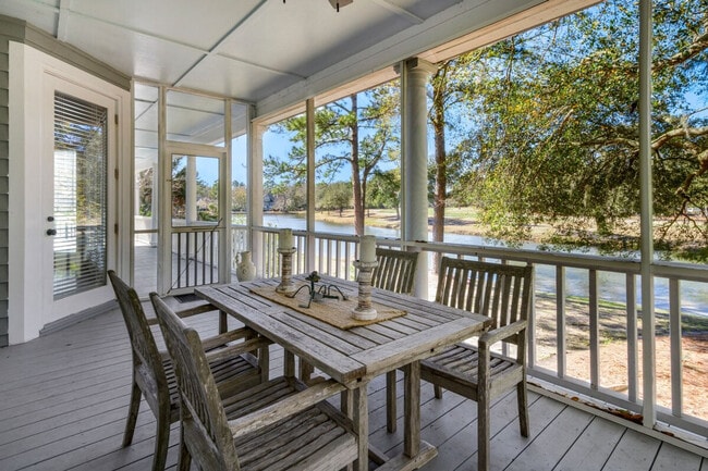 Building Photo - 125 Brandon Way