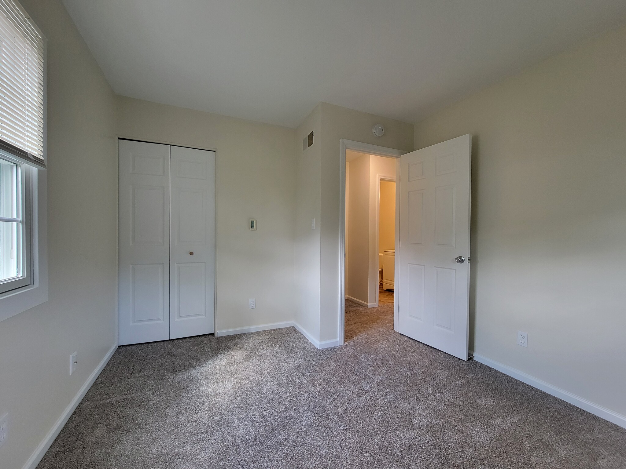 Building Photo - 32 Cranfield Ct