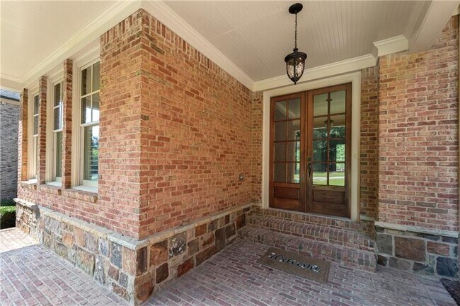 Building Photo - 5861 Yoshino Cherry Ln NE