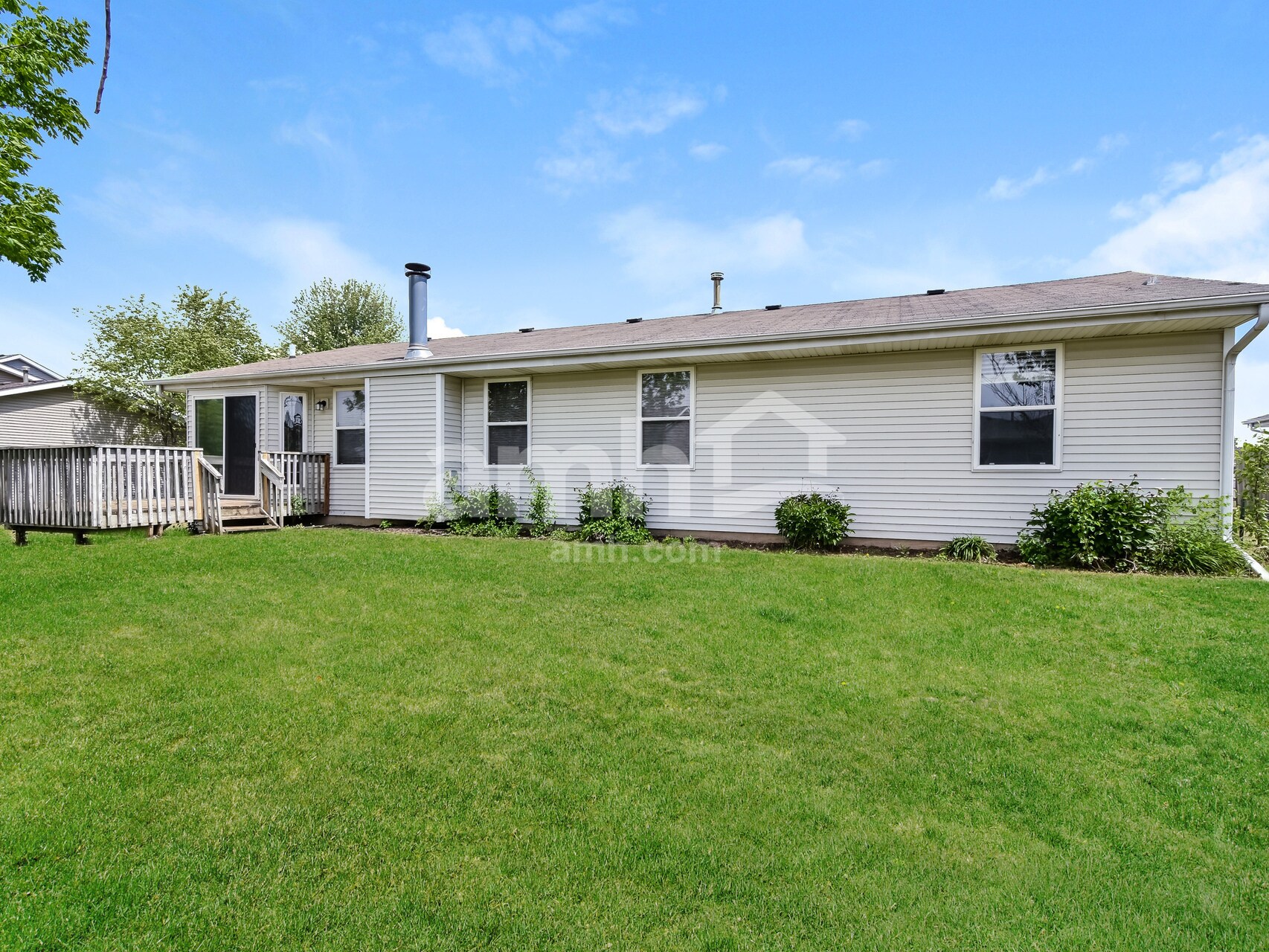 Building Photo - 10996 Meadowsweet Ln