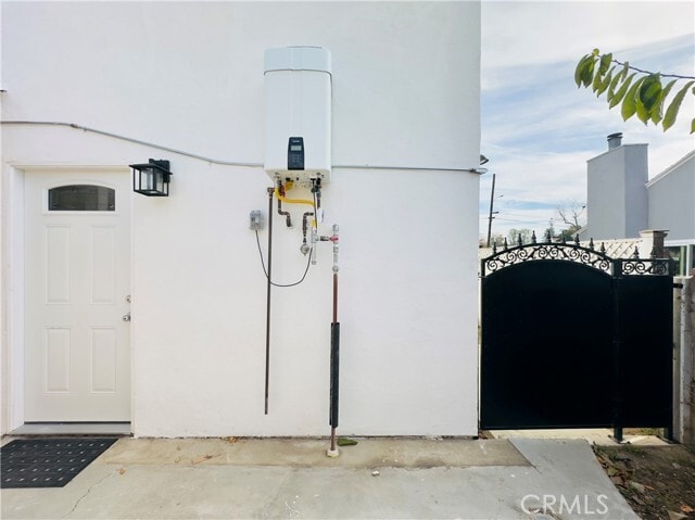 Building Photo - 8237 Jellico Ave