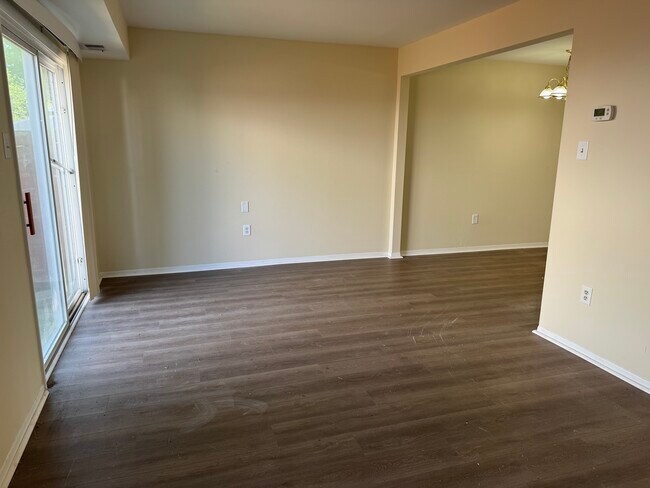 Building Photo - 14648 Balsam St