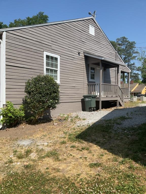 Building Photo - 158 Hedges St SE