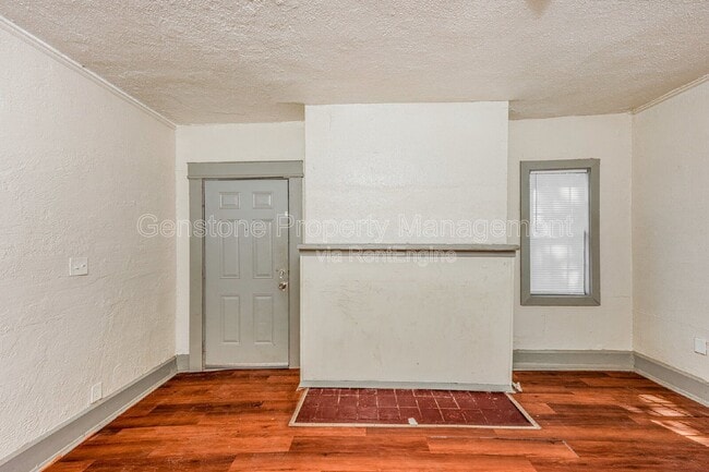 Building Photo - 8036 4th Ave N