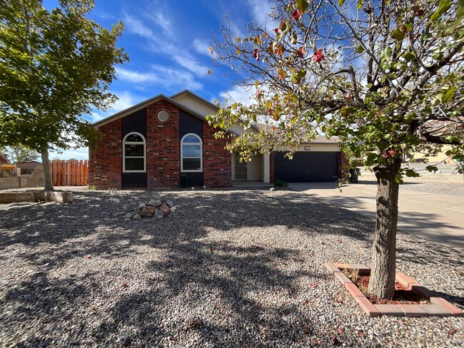 Primary Photo - 3 Bedroom Single Story Home Available In E...