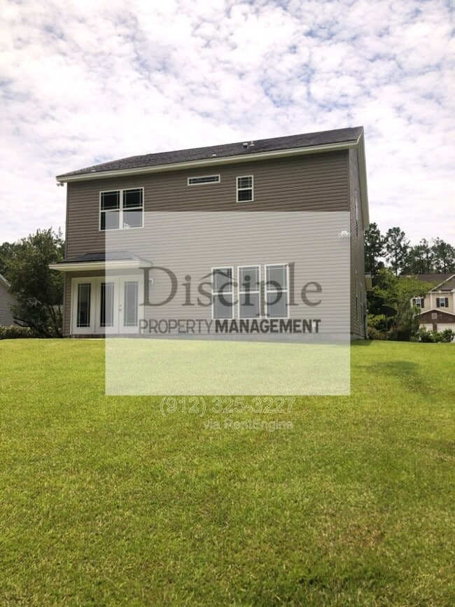 Building Photo - 136 Magnolia Dr