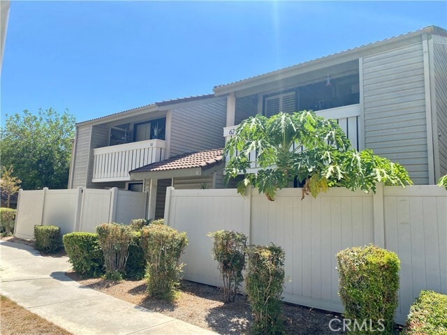 Building Photo - 58 Carriage Way