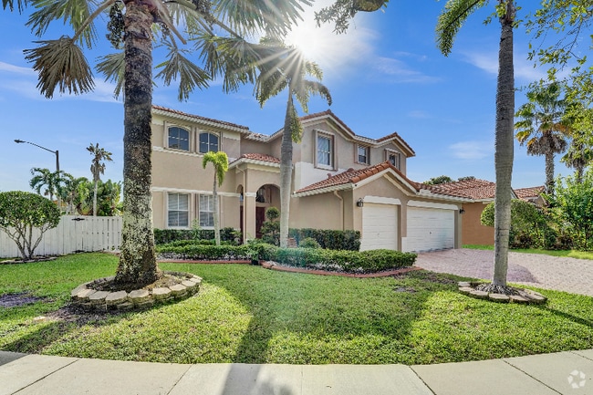 Building Photo - 1379 NW 166th Ave