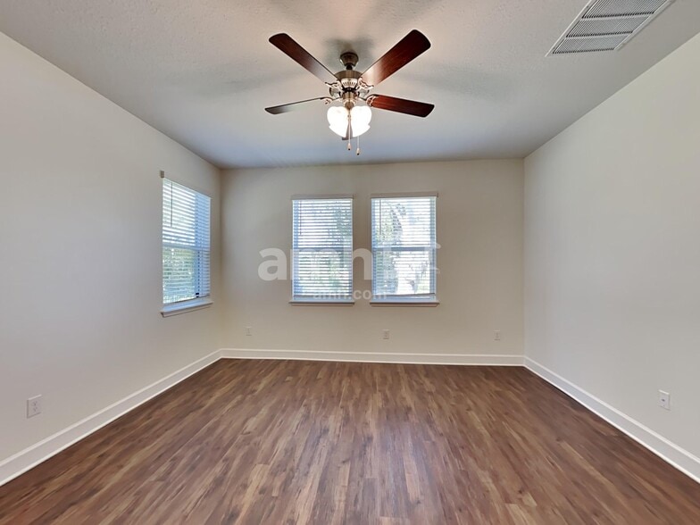 Building Photo - 12229 Sapp Rd