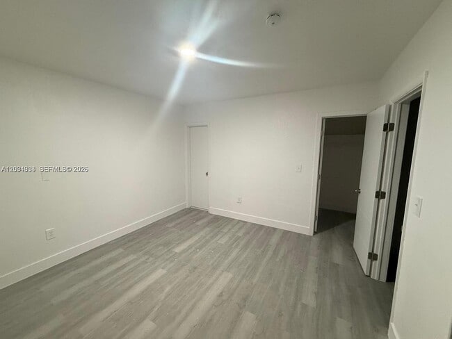 Building Photo - 225 SW 76th Ct