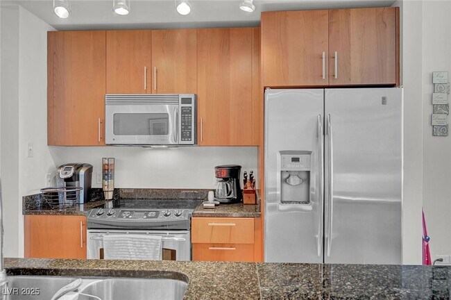 Building Photo - 200 W Sahara Ave