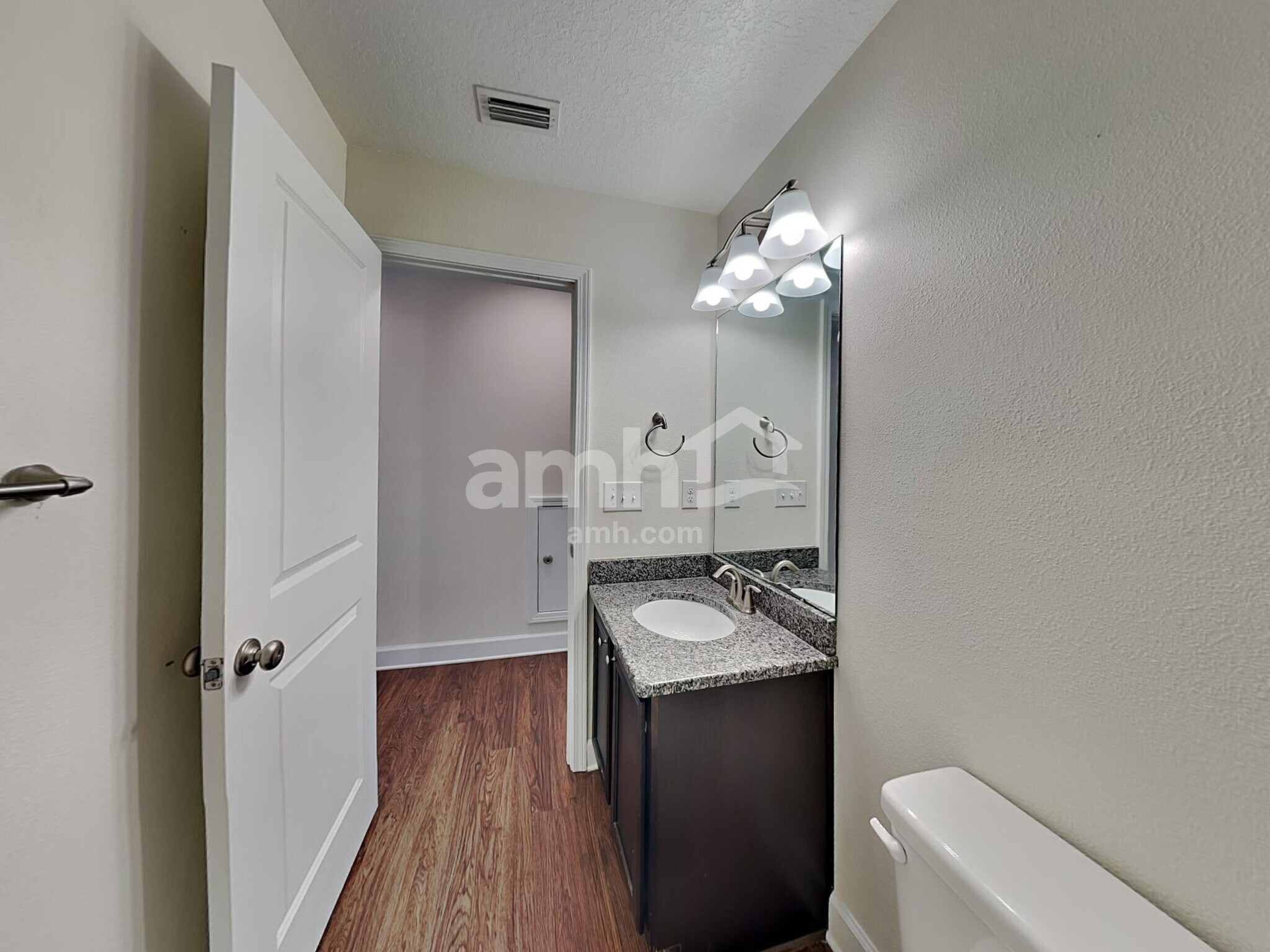 Building Photo - 313 Pine Terrace Dr