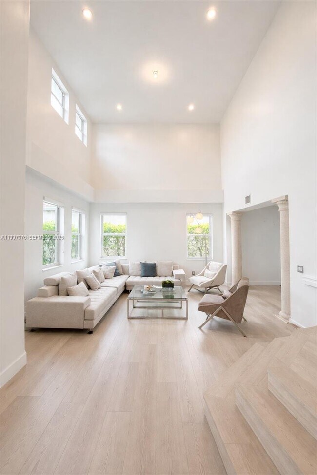 Building Photo - 3821 SW 167th Ave