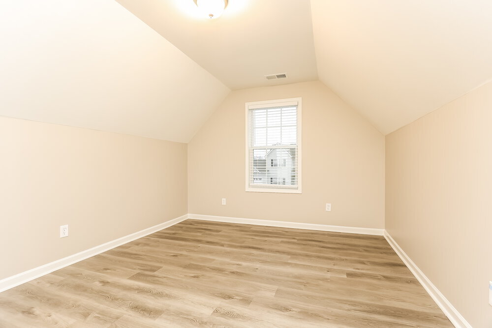 Building Photo - 708 Mitscher Dr