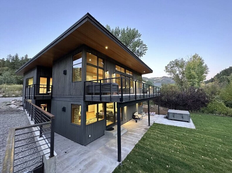 Building Photo - 25211 CO-145