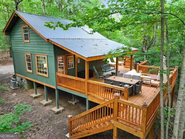 Building Photo - 166 Nantahala Pass Rd