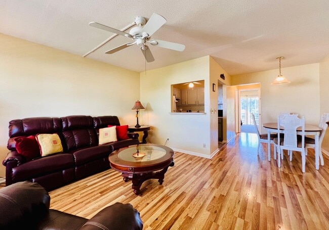 Primary Photo - 211 Easthampton I