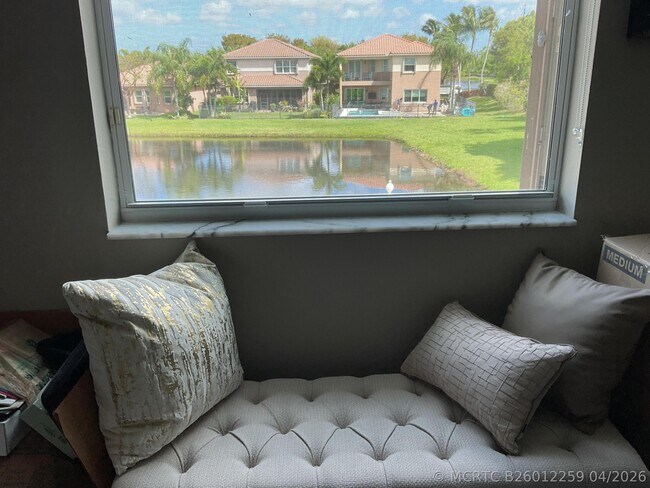 Building Photo - 8219 Calabria Lakes Drive