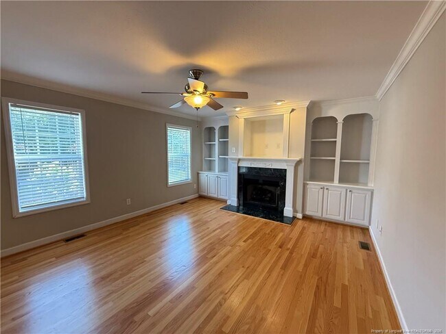 Building Photo - 32 Carteret Ct