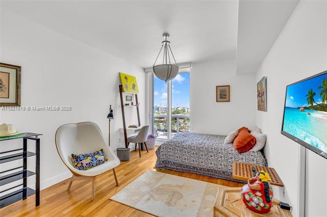 Building Photo - 9559 Collins Ave