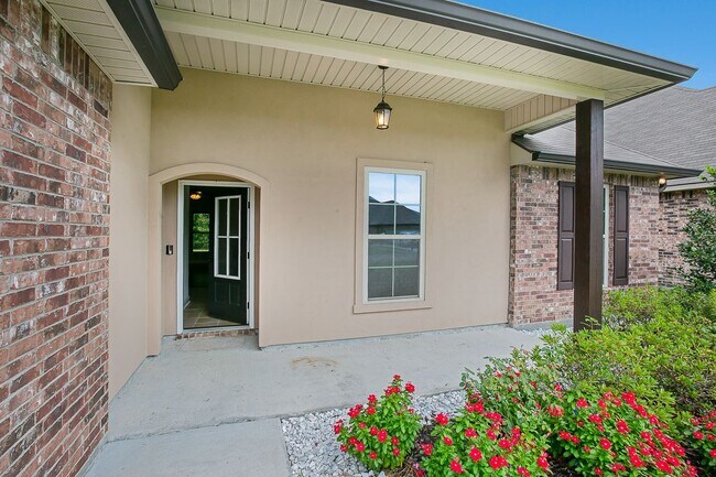 Building Photo - 23467 Conifer Drive