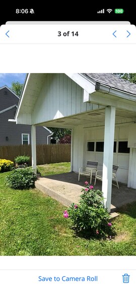 Building Photo - 144 Seeley St