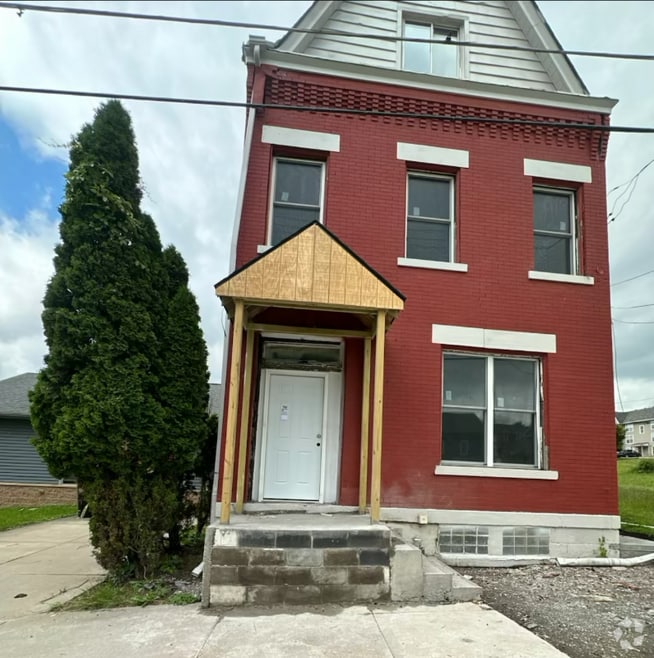Building Photo - 21 Trent St