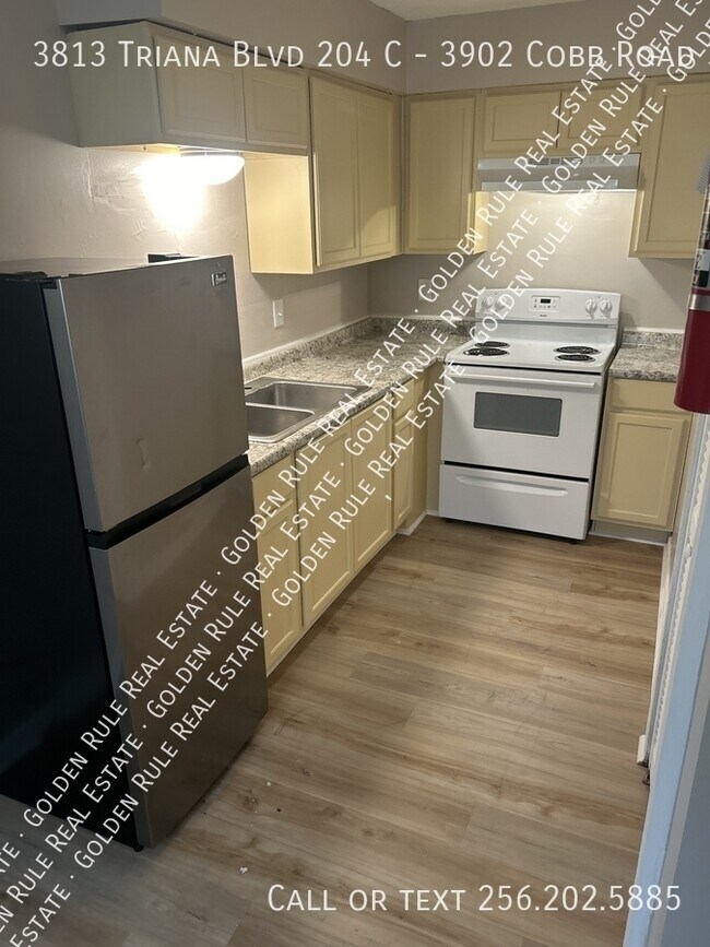 Building Photo - 3813 SW Triana Blvd