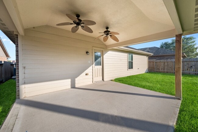 Building Photo - 3031 Lockeridge Village Dr